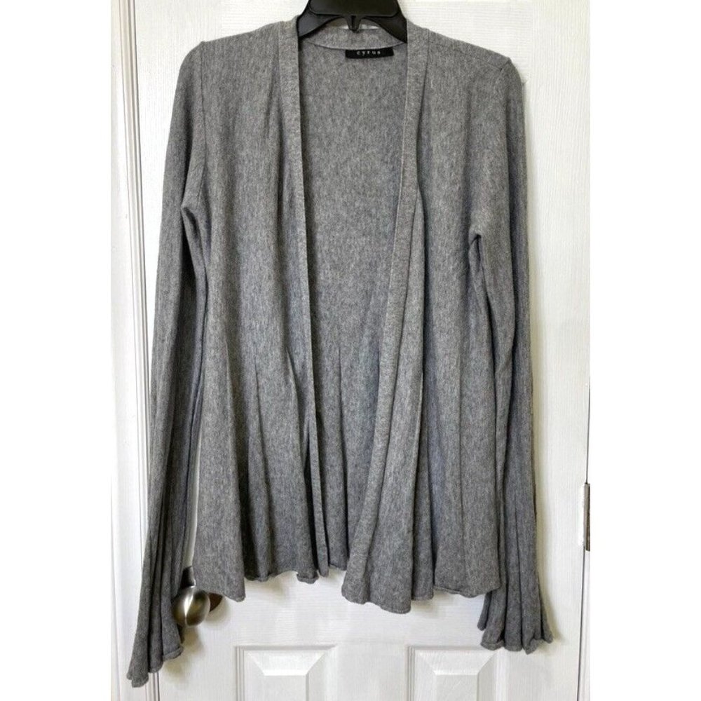 Cyrus cardigan women's size L attractive flared bottom and sleeves great shape